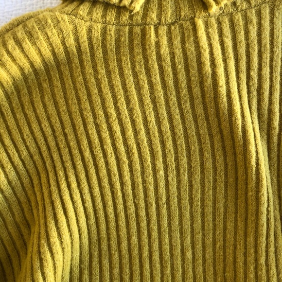 Oversized Sweater - Picture 8 of 8